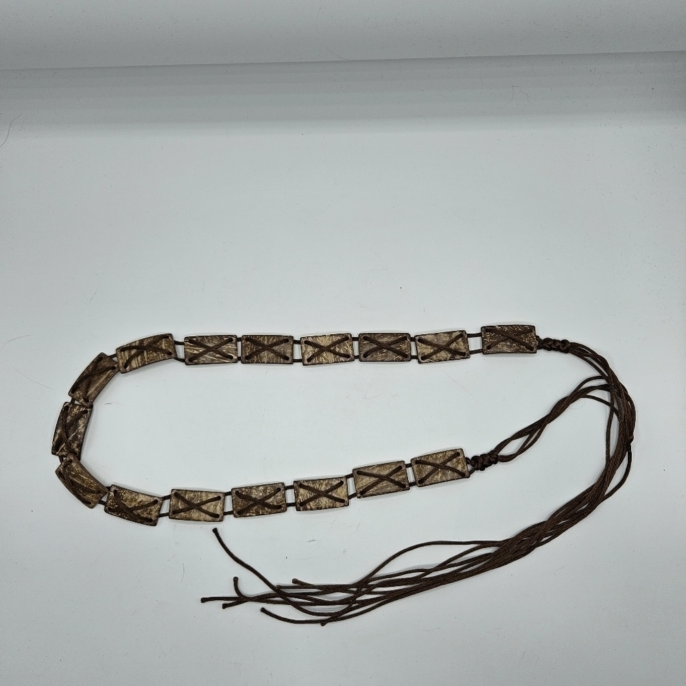 Coconut shell belt adjustable